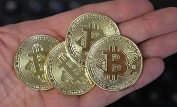 FT: Προειδοποιήσεις για τους κινδύνους του bitcoin