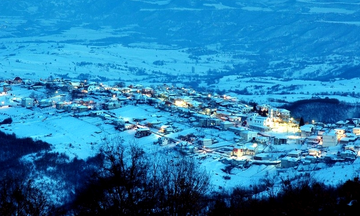 Το αδιαχώρητο στους χειμερινούς προορισμούς για τα Χριστούγεννα