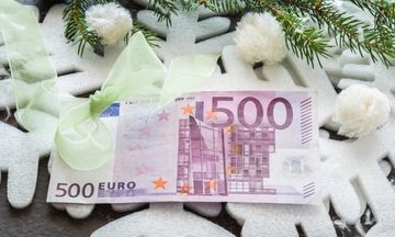 Οι τέσσερις υπερτυχεροί της φορολοταρίας - Ψώνισαν με κάρτα έως και 200 ευρώ, κέρδισαν 3000 ευρώ