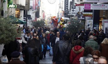 Το ωράριο των καταστημάτων μέχρι την Πρωτοχρονιά