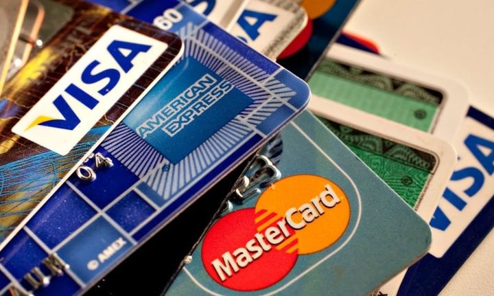 Ρεκόρ στις συναλλαγές με κάρτες την περίοδο των γιορτών