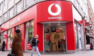 Vodafone: Εκπτώσεις έως 70% σε smartphones και tablets 