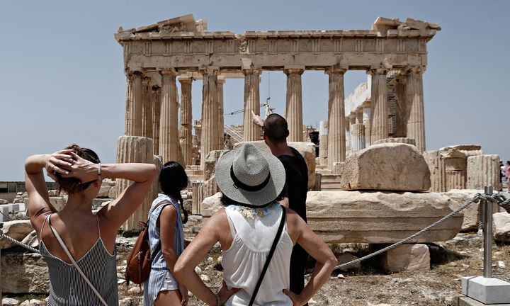 Thomas Cook: Η Ελλάδα και φέτος στο top 5 για το καλοκαίρι