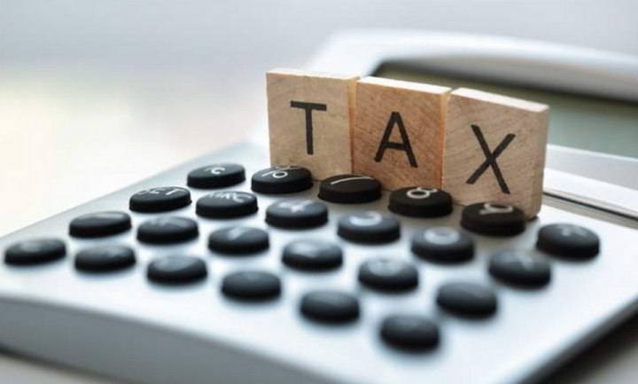 Αλήθειες και ψέματα για τη μείωση του αφορολογήτου