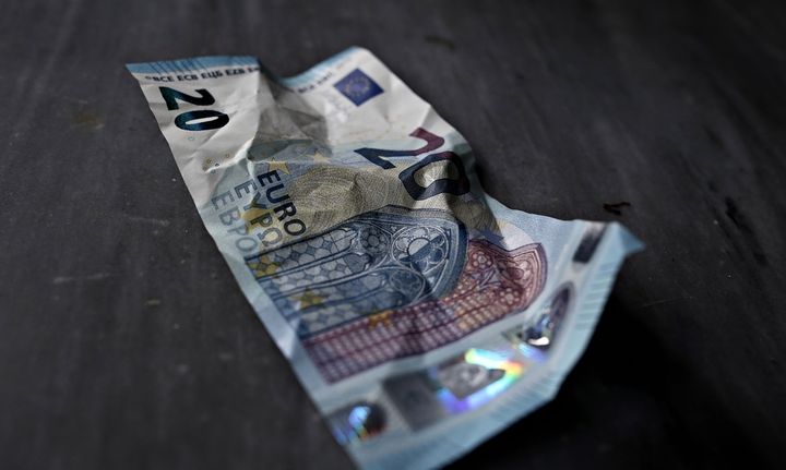 Όλος ο κατάλογος με τα αντίμετρα που θα «θυσιαστούν» για να μην κοπούν οι συντάξεις