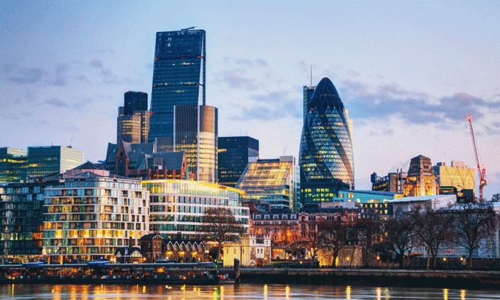 Στο Λονδίνο ο Τσακαλώτος για προσέλκυση επενδυτών