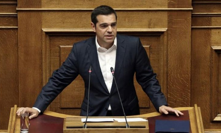Τσίπρας στη Βουλή: Οι παροχές δεν είναι "Τσοβόλα δώσ'τα όλα" αλλά αποκατάσταση αδικιών