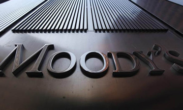 Θετικά κρίνει η Moody’s το σχέδιο της ΤτΕ για τα “κόκκινα” δάνεια