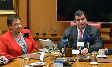 Γενναίες παροχές στους εργαζόμενους της Καρέλια