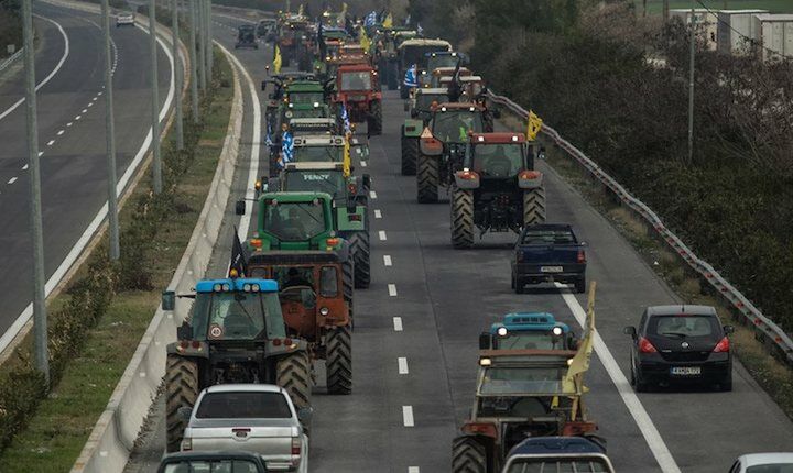 Ανεβάζουν τους τόνους οι αγρότες