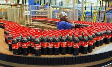 Γιατί κατέρρευσε η μετοχή της Coca Cola HBC
