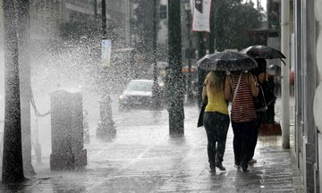 Kαταιγίδες με χαλάζι και στην Αττική μετά το μεσημέρι