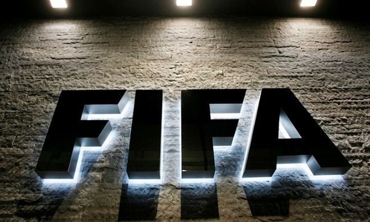 Η FIFA κάνει «τράπεζα» για να «ελέγχει» τις μετεγγραφές