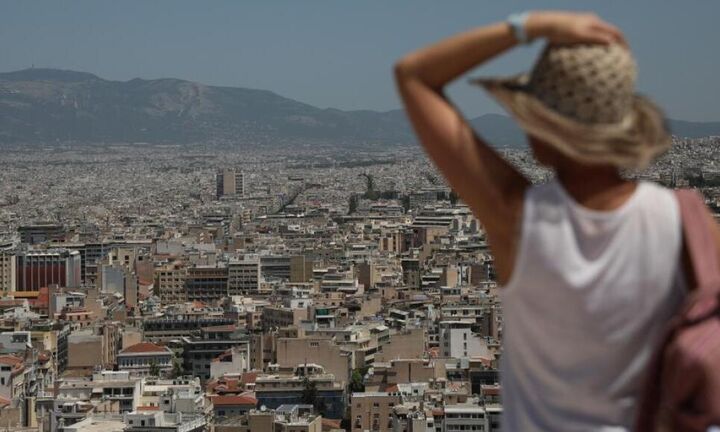 Λιγότερο ζεστός ο φετινός Ιούλιος στην Αθήνα