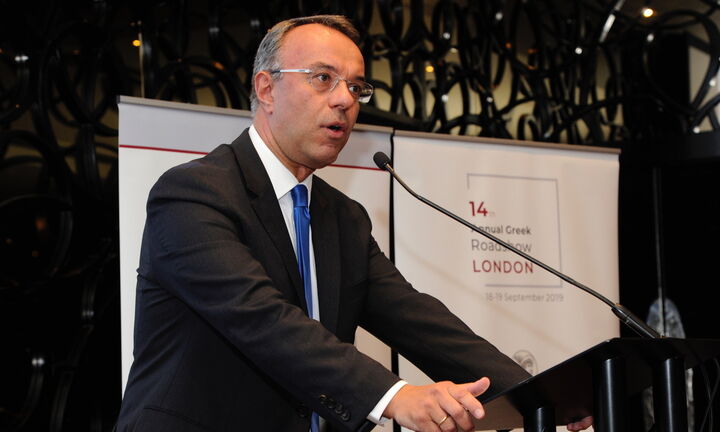 Τι είπε ο υπουργός Οικονομικών στους επενδυτές στο Λονδίνο