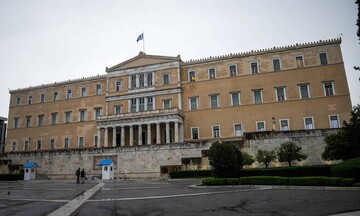 Προβάδισμα Ν.Δ. έναντι ΣΥΡΙΖΑ σε δημοσκόπηση της Metron Analysis