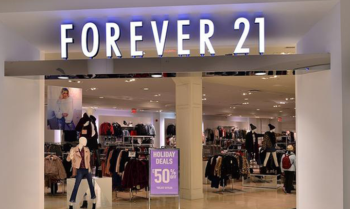 Forever 21: Αίτημα πτώχευσης-Κλείνει καταστήματα σε ΗΠΑ, ΕΕ και Ασία