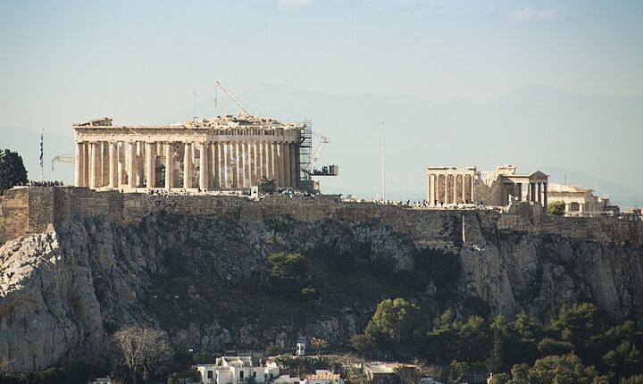 Βίκος, Λουξ και ΕΨΑ για τη χρήση του Παρθενώνα από την Coca-Cola