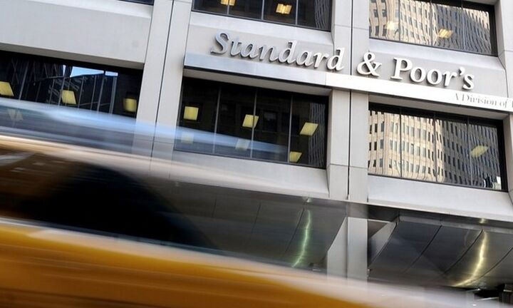 Standard & Poor’s: Αναβάθμιση της ΔΕΗ σε B- με σταθερές προοπτικές