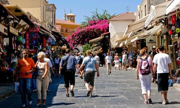 Επιπλέον 15 εκατ. ευρώ για ενίσχυση νέων τουριστικών ΜμΕ