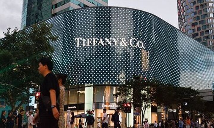 Χρυσό deal: Η Tiffany & CO πέρασε στη Luis Vuitton