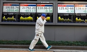 Παρά την πτώση ο Nikkei έκλεισε στο υψηλότερο επίπεδο από το 1990 