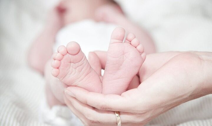 Επίδομα γέννας: Τέλος Φεβρουαρίου η καταβολή της 1ης δόσης
