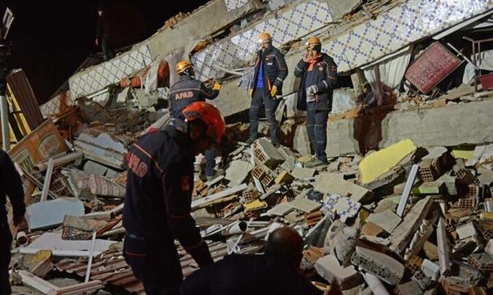 Περισσότεροι από 30 νεκροί μετά τον σεισμό στην Τουρκία