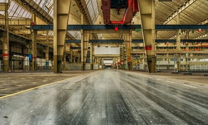 IHS Markit: Σε τροχιά βελτίωσης η μεταποίηση