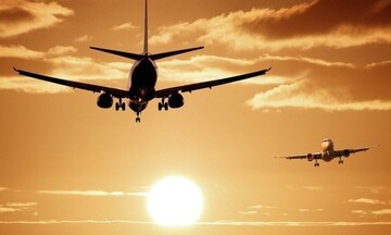 Kοροναϊός-IATA: Κόλαφος οι προβλέψεις για το κόστος στις αερομεταφορές 