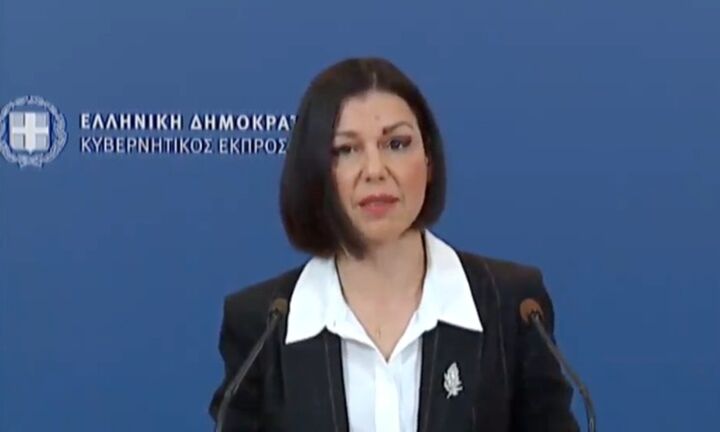 Κλείνουν τα εμπορικά καταστήματα την Τετάρτη – Χωρίς δακτύλιο μέχρι το τέλος Απριλίου