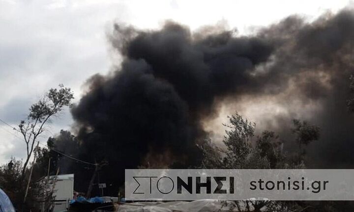 Ένα παιδί νεκρό σε πυρκαγιά στη Μόρια