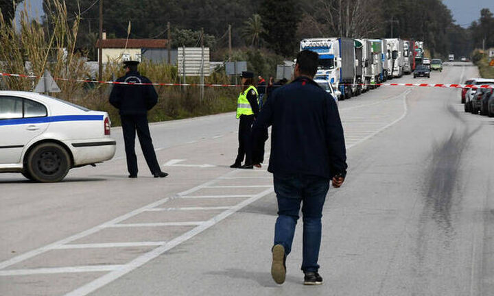 Στη Λάρισα Χαρδαλιάς, Τσιόδρας, Λιβάνιος-Κρίσιμη η κατάσταση στον οικισμό Ρομά