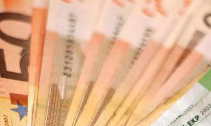 Η ώρα των πληρωμών: Μέσα στην Μεγάλη Εβδομάδα τα 800άρια και τα 400άρια - Νωρίτερα οι συντάξεις