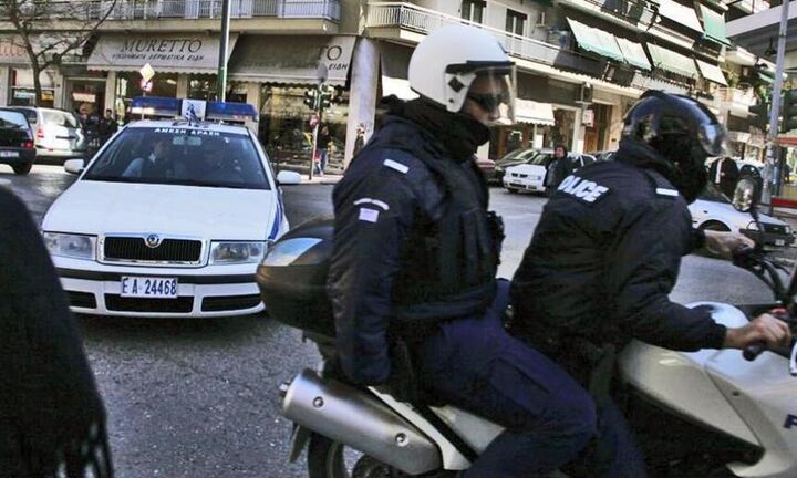Παραβάσεις: 1.738 για άσκοπες μετακινήσεις και 10 συλλήψεις για καταστήματα