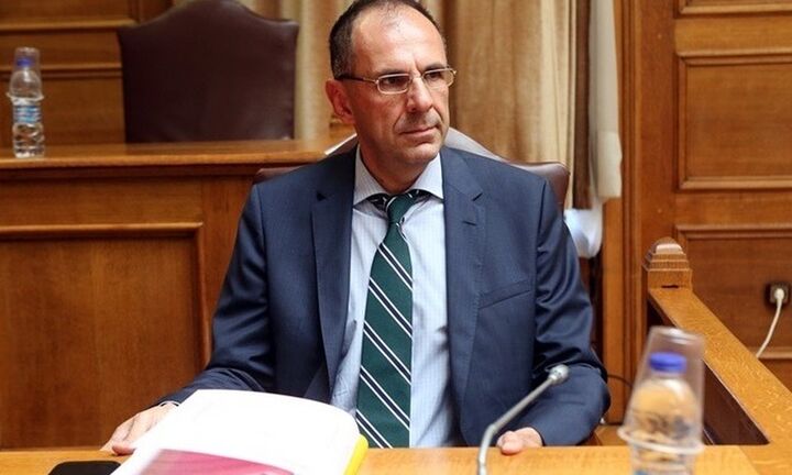 Το σχέδιο της κυβέρνησης για μετακινήσεις, σχολεία και ηλικιωμένους