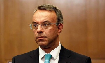 Σταϊκούρας: Περιορισμός ύφεσης 5% με 8% με μέτρα ύψους 24 δισ. ευρώ