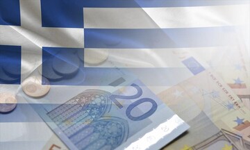 Επιτυχημένη έξοδος στις αγορές με άντληση 3 δισ. και επιτόκιο 1,55%
