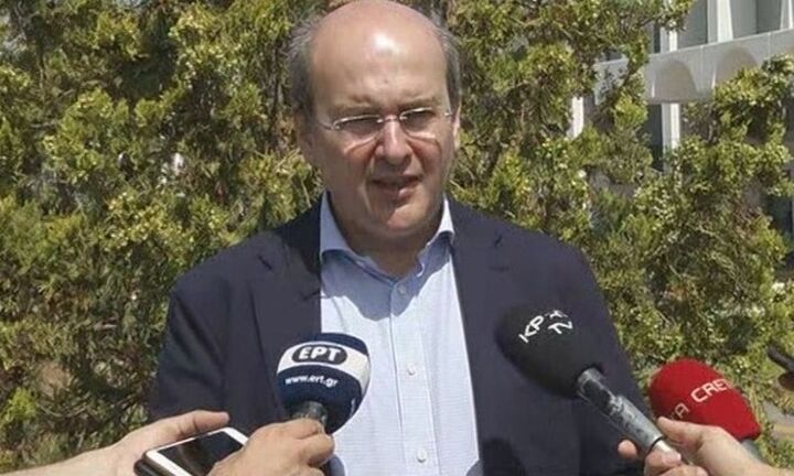 Προαναγγελία μαζικών κατεδαφίσεων από τον Χατζηδάκη