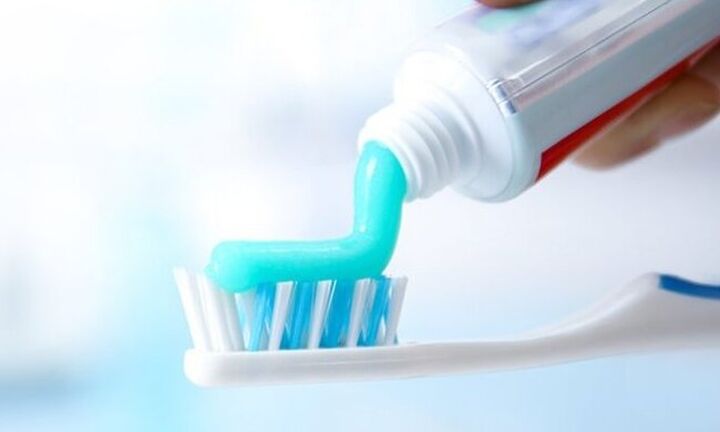 ΕΟΦ: Ανακαλούνται λευκαντικές οδοντόκρεμες