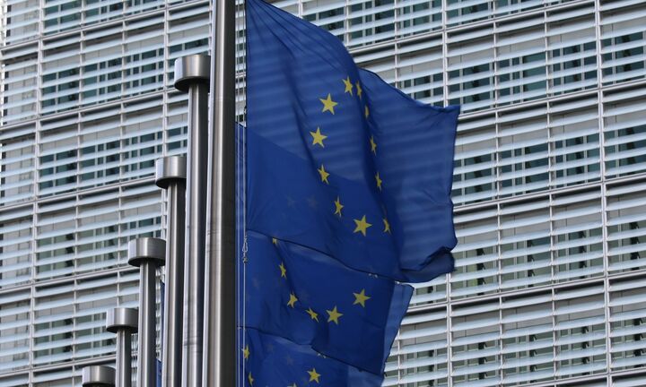 Εγκρίθηκε το πρόγραμμα SURE - Στα 2,7 δισ. η βοήθεια στην Ελλάδα