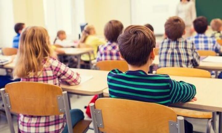 Ολοήμερο δημοτικό σχολείο: Πώς θα γίνουν οι εγγραφές, πώς θα λειτουργεί