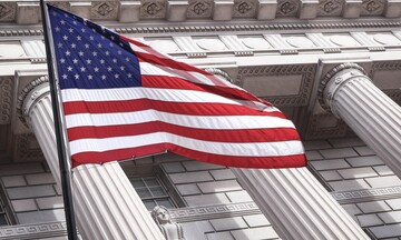 Κερδίζει έδαφος ο Μπάιντεν – Τους δικηγόρους επιστρατεύει ο Τραμπ