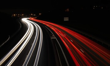 Πιο σύγχρονο πλαίσιο λειτουργίας για τις αστικές μετακινήσεις προτείνουν η Free Now και η Beat