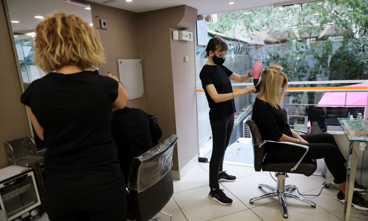 Σάββατο ή Κυριακή ανοίγουν τα κομμωτήρια