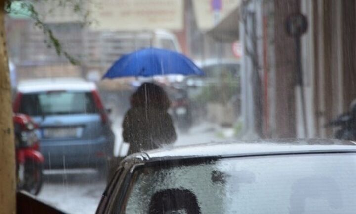 Μεγάλα ύψη βροχής έως σήμερα το πρωί, ιδίως στην Αττική