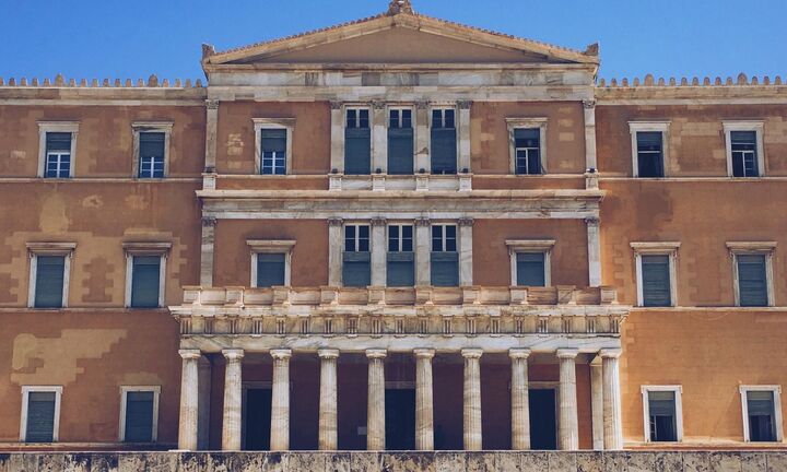 Μητσοτάκης: Έρχεται μείωση ενοικίων για πληττόμενες επιχειρήσεις