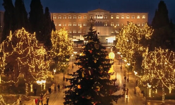 Γιορτές με ωράριο στην κυκλοφορία και ίσως αυστηρότερα μέτρα σε κάποιες περιοχές
