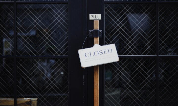 ΕΛΣΤΑΤ: Πάνω από 205.000 επιχειρήσεις κλειστές λόγω των περιοριστικών μέτρων