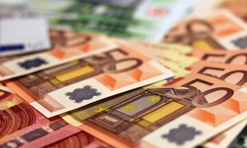 Πώς θα δοθούν τα 400 ευρώ σε αυτοαπασχολούμενους επιστήμονες